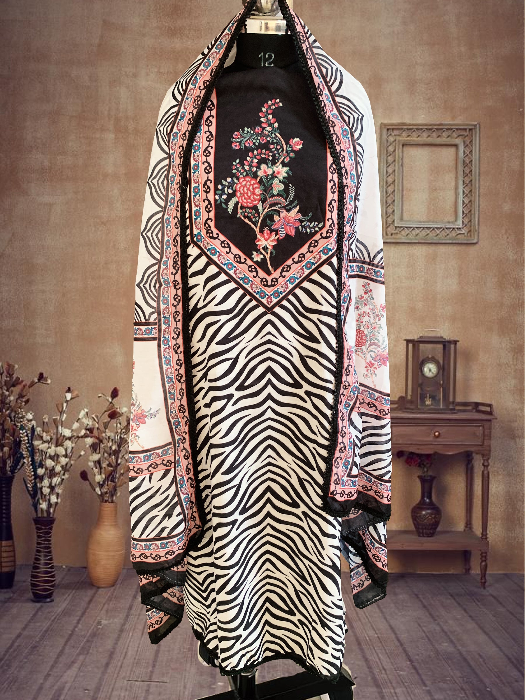 SS Creations Kashmiri Suit SSAPR1414